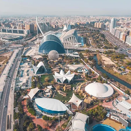 Ciudad De Artes Y Ciencias