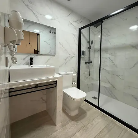 아파트호텔 Ciudad De Artes Y Ciencias 4*